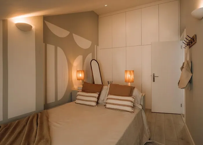 Netunno - 3 Bedrooms And Terrace In Arroios Апартаменти *