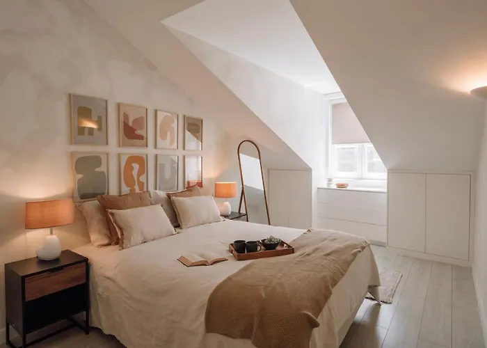 Netunno - 3 Bedrooms And Terrace In Arroios Лісабон