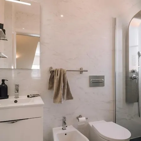 Apartment Netunno - 3 Bedrooms And Terrace In Arroios