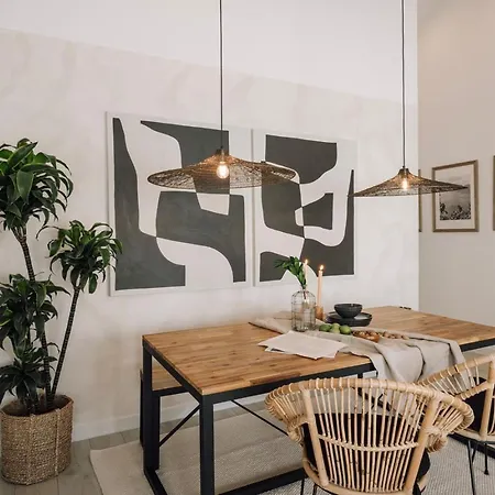 Netunno - 3 Bedrooms And Terrace In Arroios Apartment