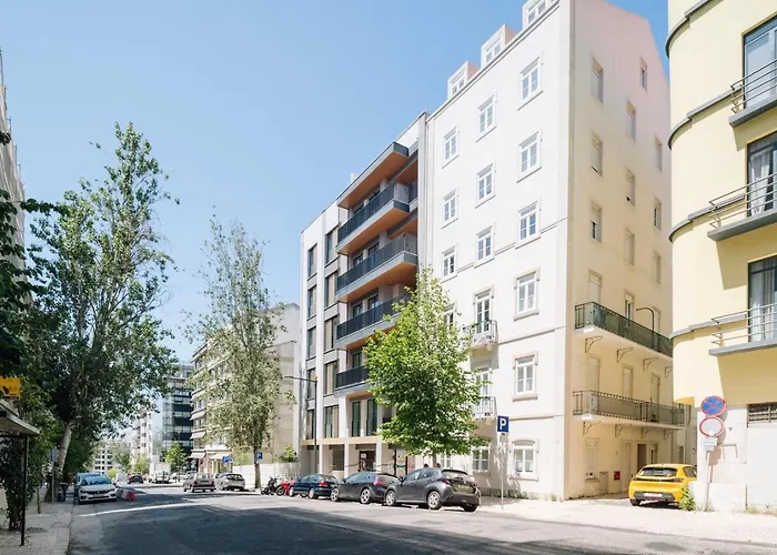 Netunno - 3 Bedrooms And Terrace In Arroios شقة Lisboa